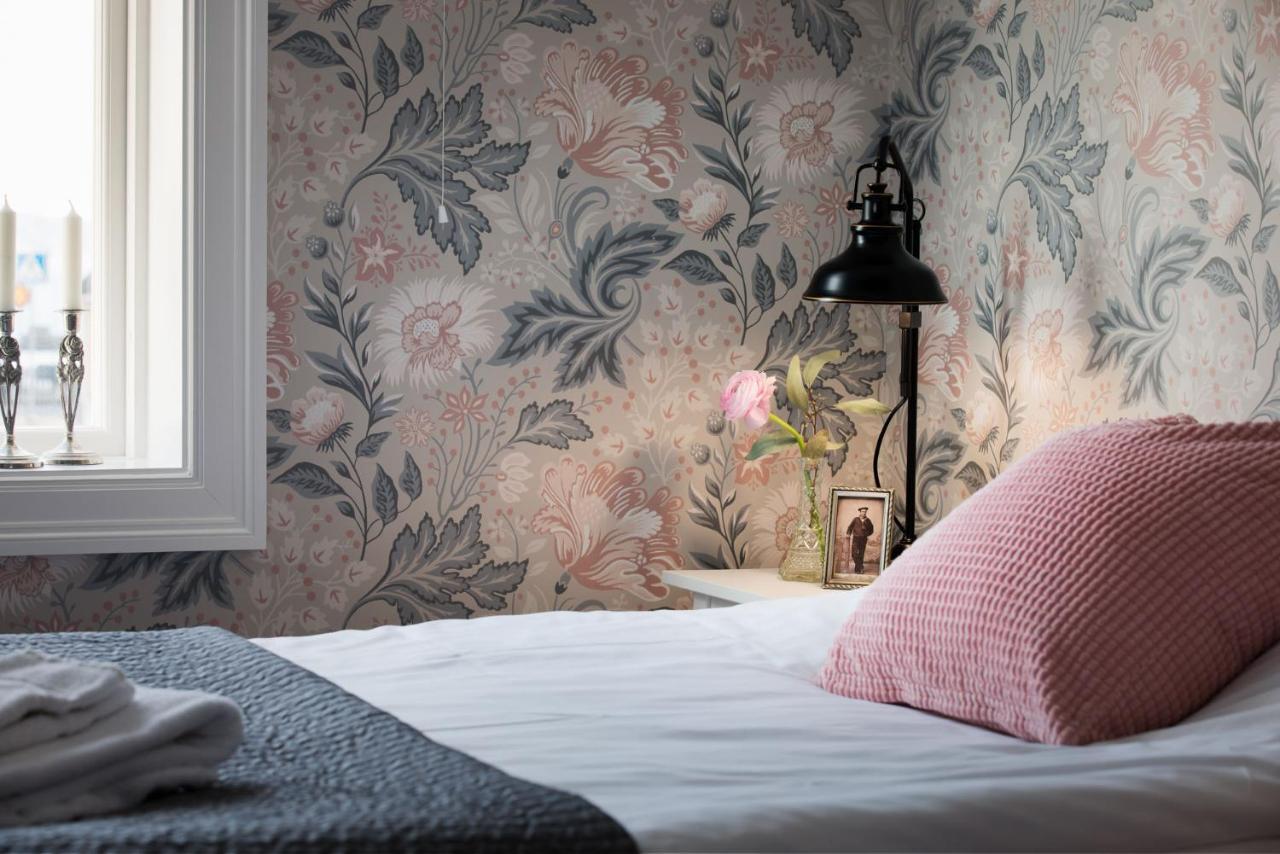 Strandvillan Hotell Och Bed & Breakfast 레이세킬 외부 사진