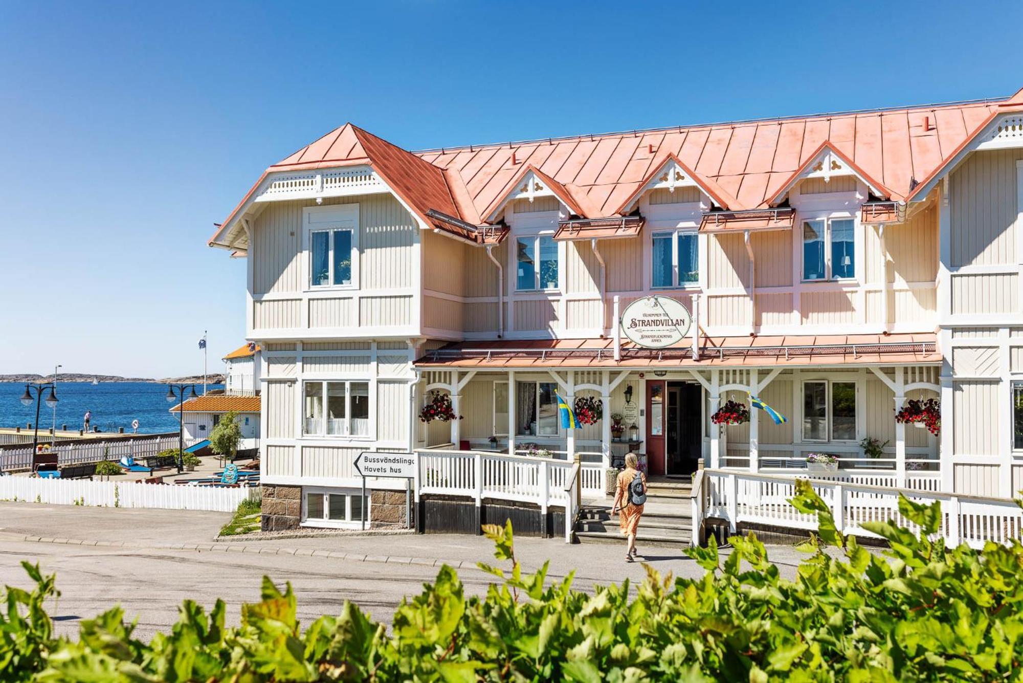 Strandvillan Hotell Och Bed & Breakfast 레이세킬 외부 사진